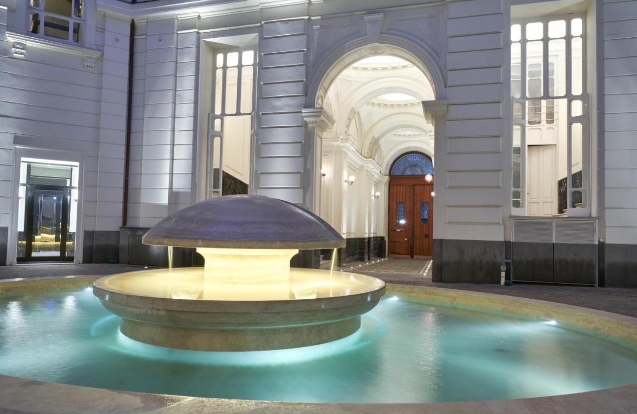 The One Napoli Luxury Apartment Ngoại thất bức ảnh